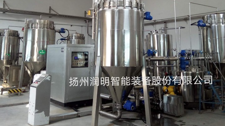 古井貢酒正在使用的10T/H白酒冷凍過濾機